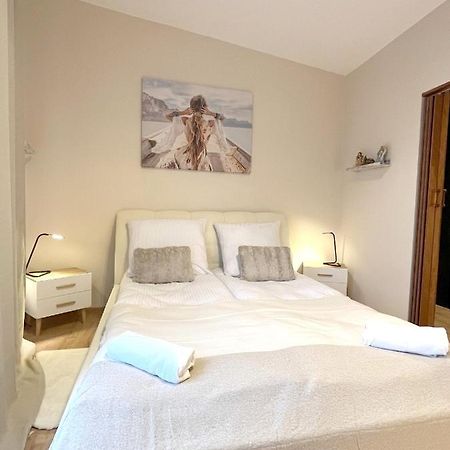 14 Gdynia Centrum - Apartament Mieszkanie Dla 4 Os Esterno foto